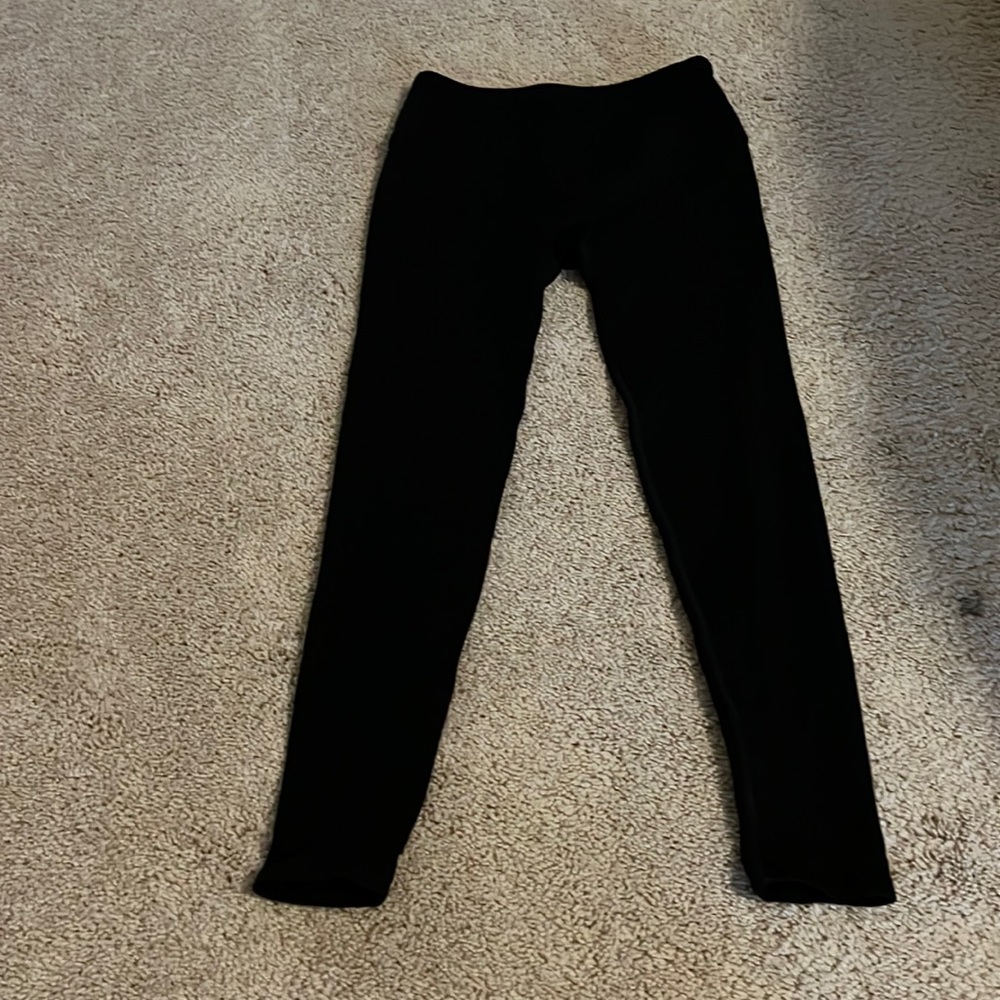 Black Fabletics Cloud Seamless leggings. NWT